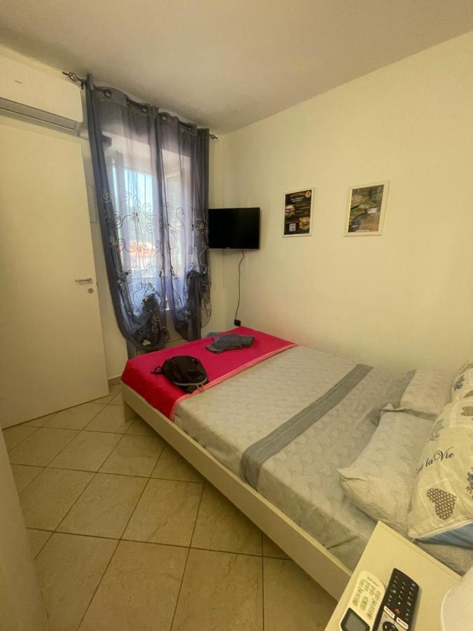 La Casetta Di Azzurra Camera Dany Lamezia Terme Kültér fotó